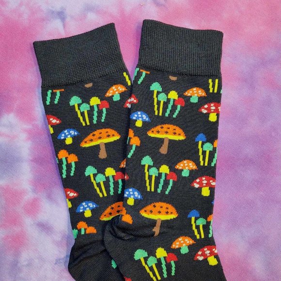 NWT Black and Rainbow Mushroom Crew Socks - Picture 2 of 4